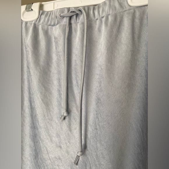 NWT ARITZIA x WILFRED Piano Skirt in Sterling Blue Size XS - Picture 6 of 13